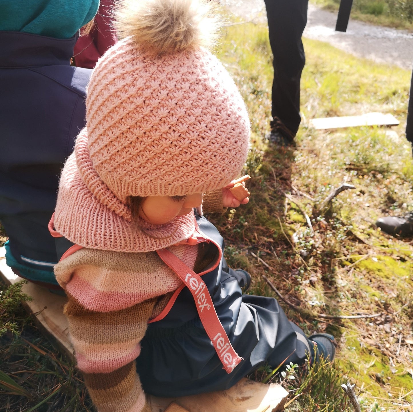 Stjernelue og Enkel hals - SETT med 2 strikkeoppskrifter